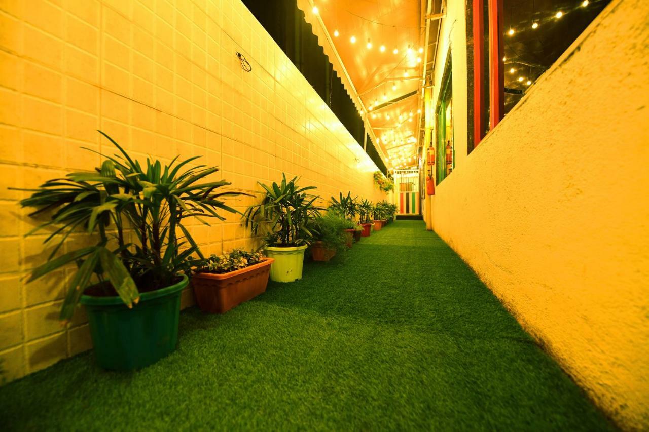 Gostops Lite Bombay Exterior foto